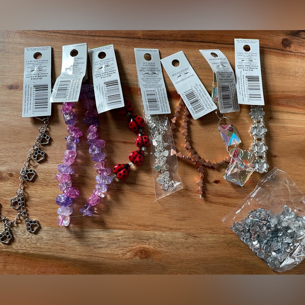 NWT Assorted Beads Collection - Picture 4 of 7